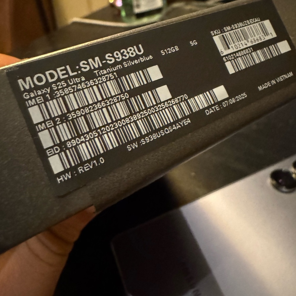 T-mobile Samsung Galaxy S25 Ultra - 512 GB - - Picture 11 of 14